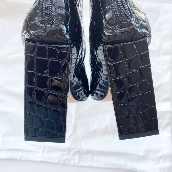 GOOD AMERICAN Black Croc Embossed Square Heel Boots NEW - Picture 9 of 10